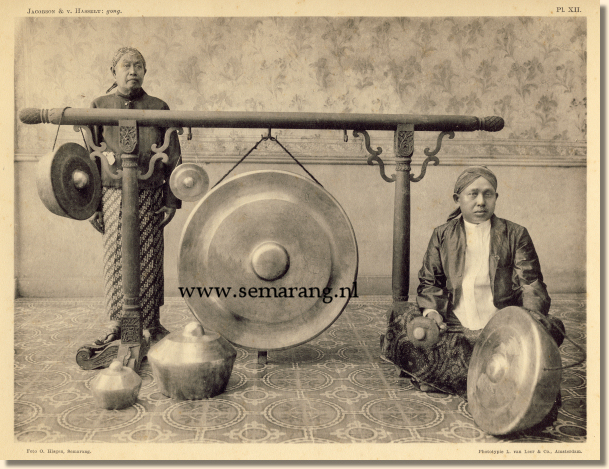 Gong fabricatie te Semarang